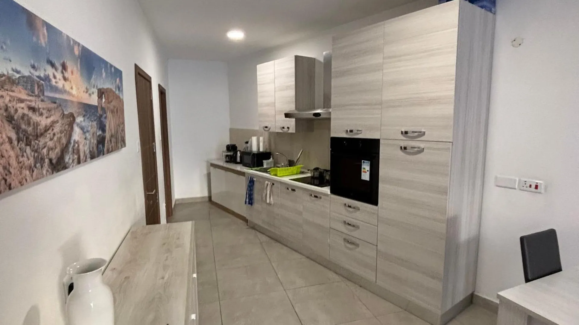 Cozy And Bright Central Room, Shared Flat Msida Malta