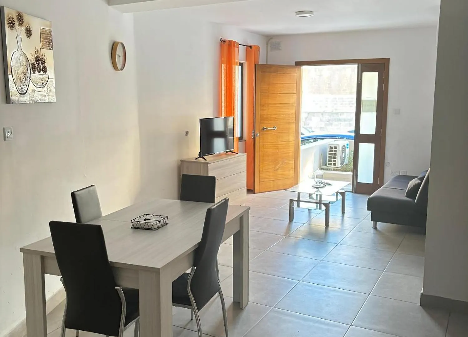 Cozy And Bright Central Room, Shared Flat Msida